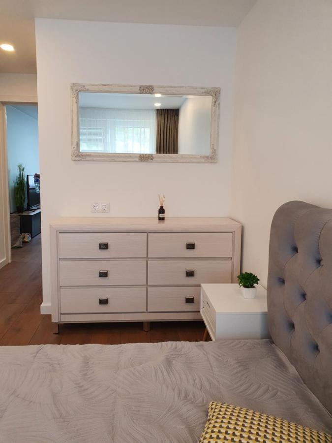 Talsa 1-Bedroom Apartment In City Center Siauliai Šiauliai Exterior foto